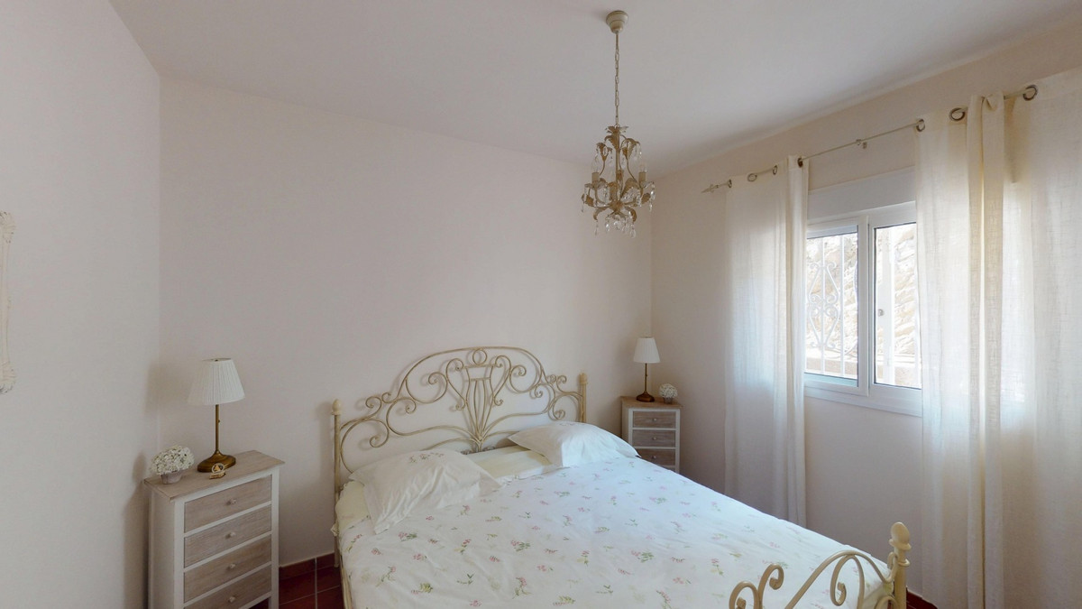 Property main view 33