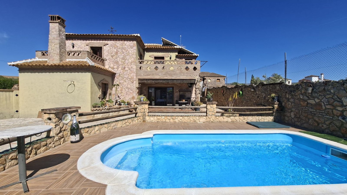 Huis te koop in Arriate | 4 slaapkamers H5055877