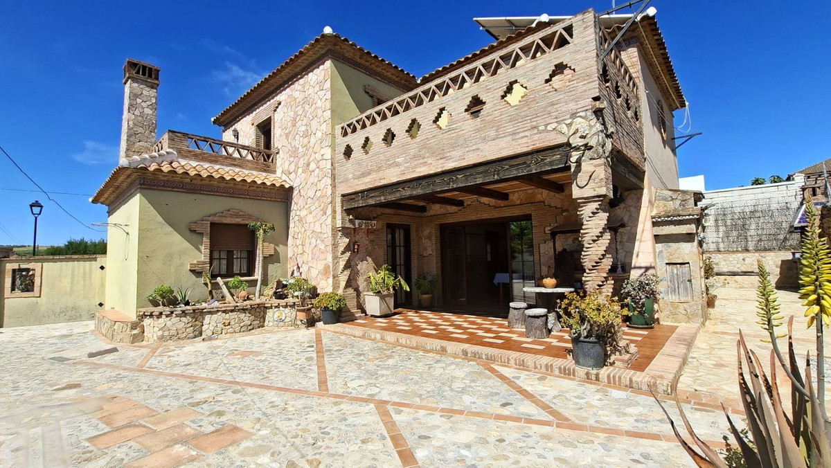 Huis te koop in Arriate | 4 slaapkamers H5055877