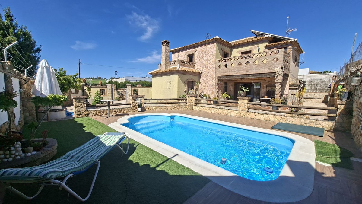 Huis te koop in Arriate | 4 slaapkamers H5055877