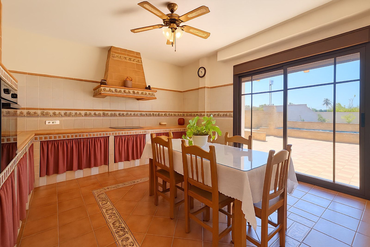 Huis te koop in Arriate | 4 slaapkamers H5055877