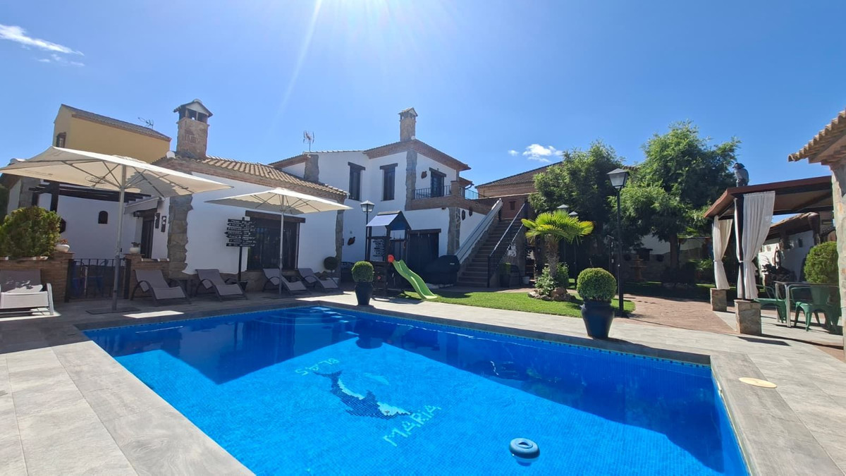 Huis te koop in Arriate | 6 slaapkamers H5150857
