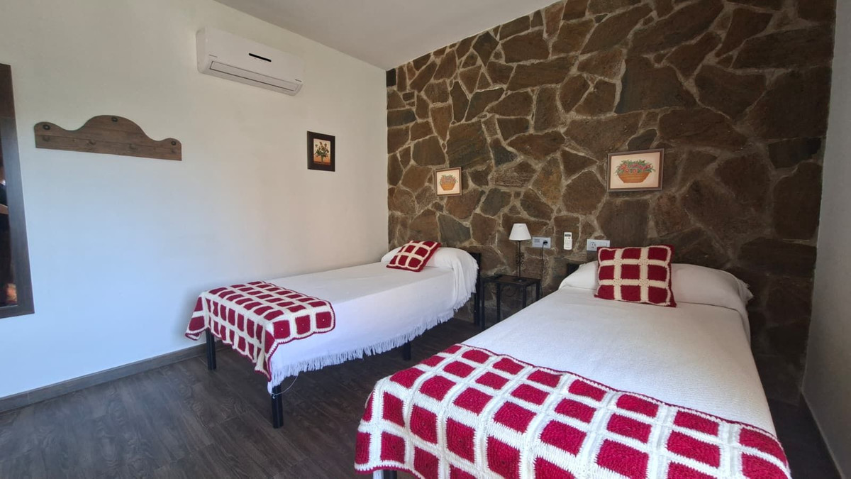 Huis te koop in Arriate | 6 slaapkamers H5150857
