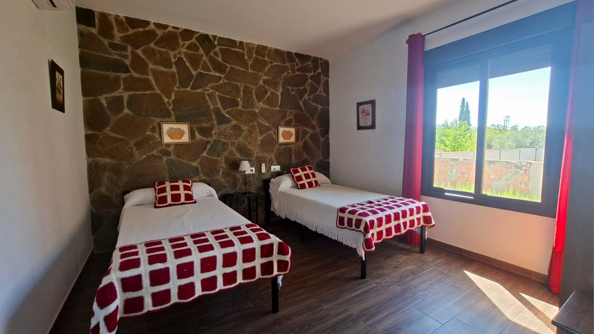 Huis te koop in Arriate | 6 slaapkamers H5150857