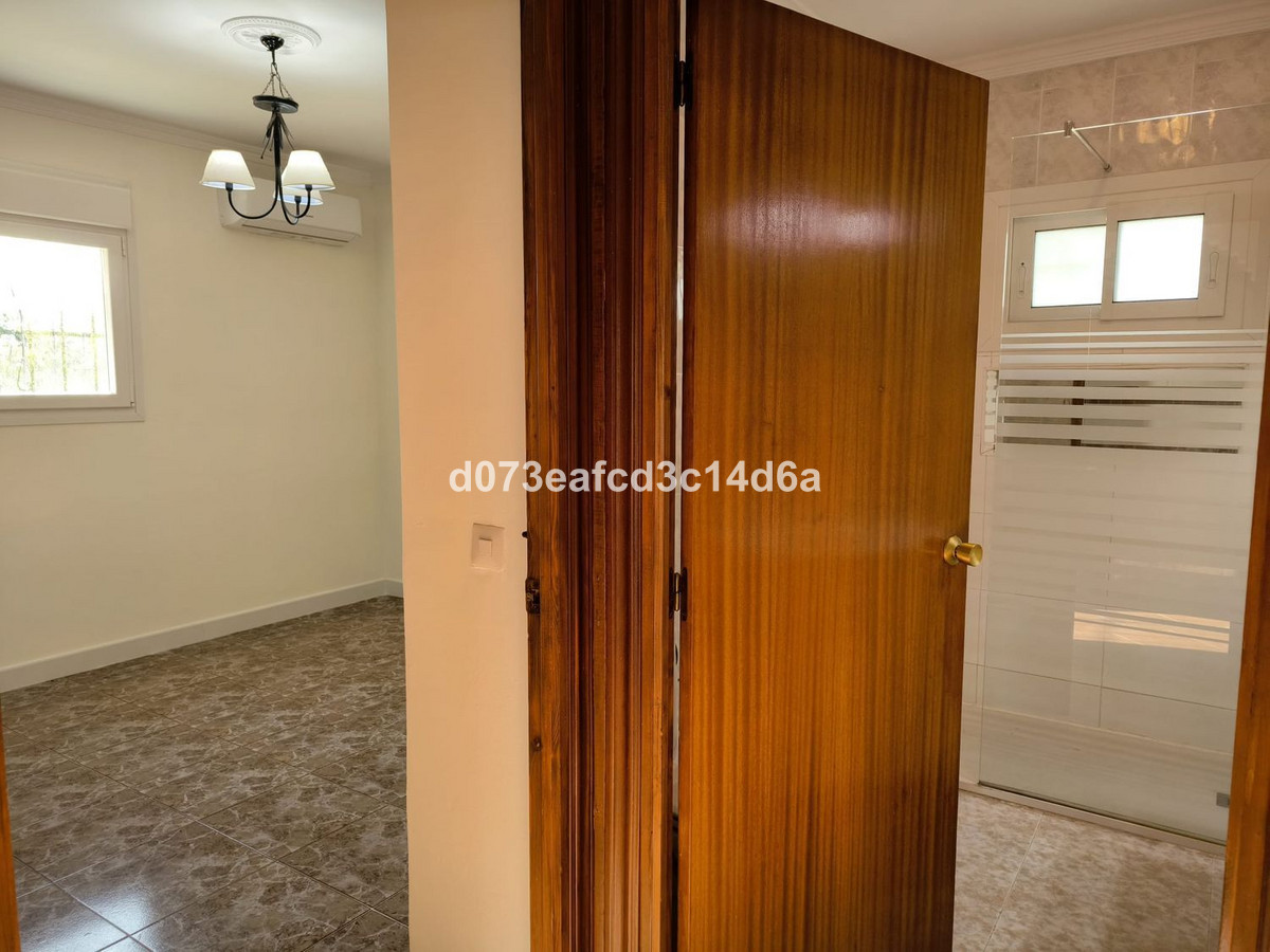 Finca - Cortijo te koop in Arriate | 2 slaapkamers H5417686