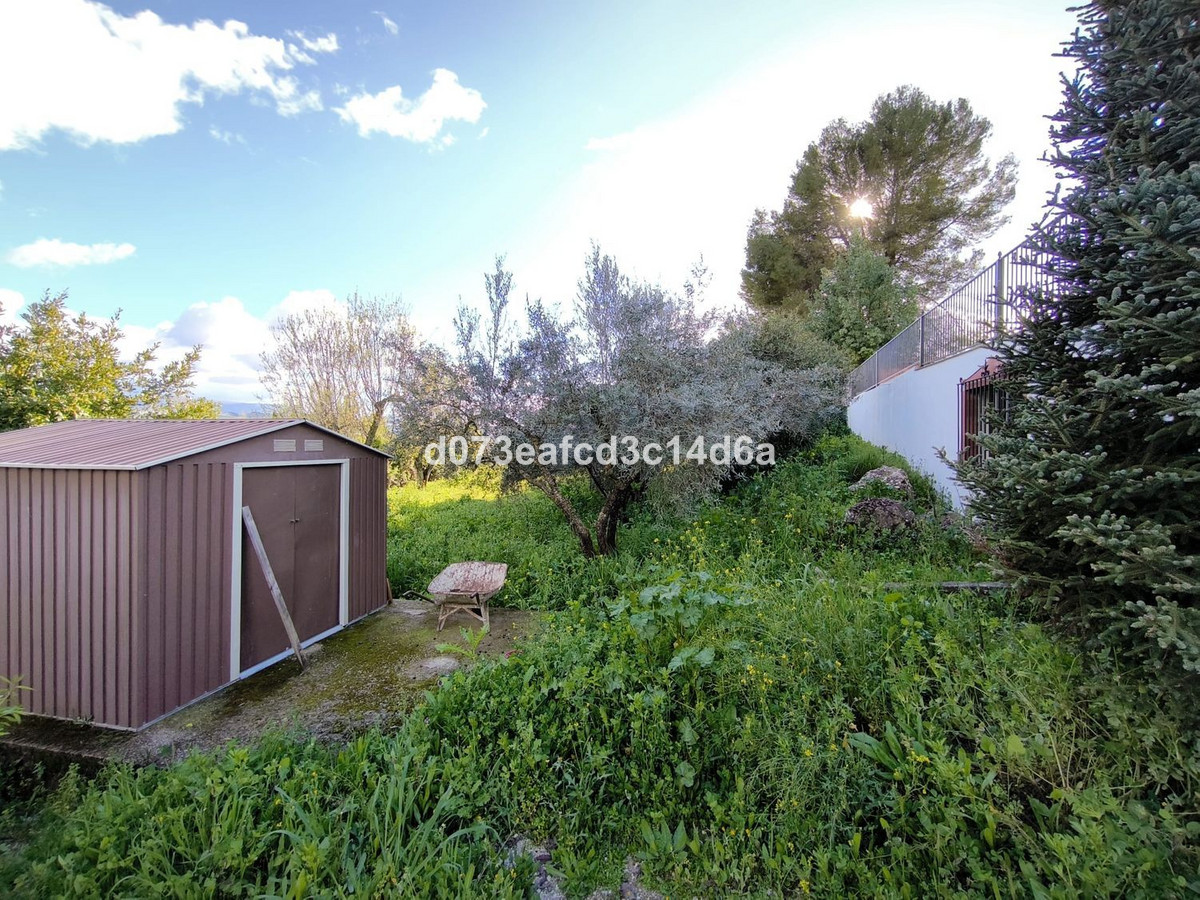 Finca - Cortijo te koop in Arriate | 2 slaapkamers H5417686