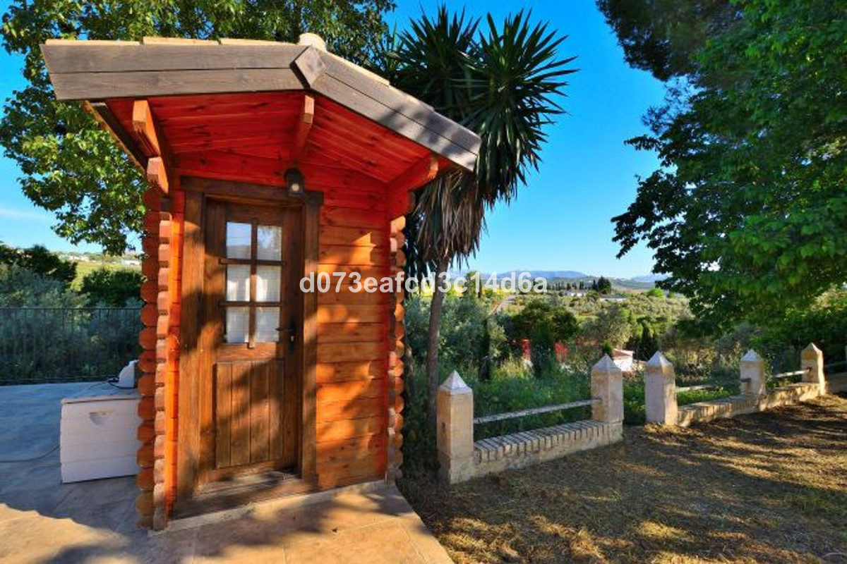 Finca - Cortijo te koop in Arriate | 2 slaapkamers H5417686