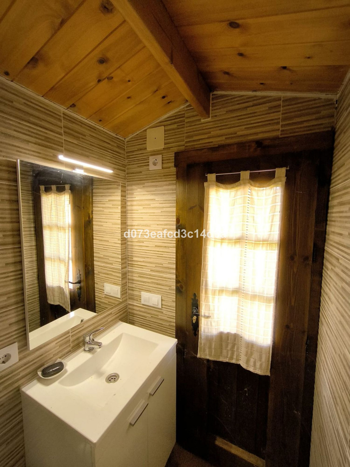 Finca - Cortijo te koop in Arriate | 2 slaapkamers H5417686