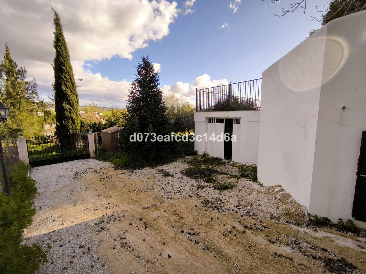 Finca - Cortijo te koop in Arriate | 2 slaapkamers H5417686
