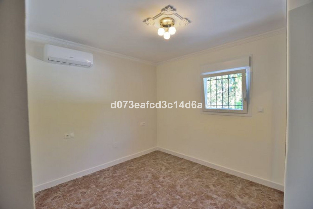 Finca - Cortijo te koop in Arriate | 2 slaapkamers H5417686