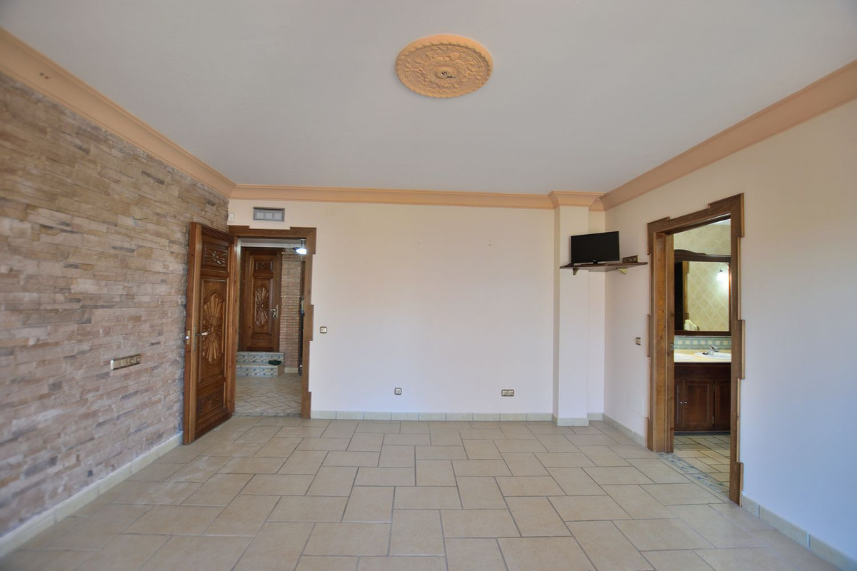 Property main view 32