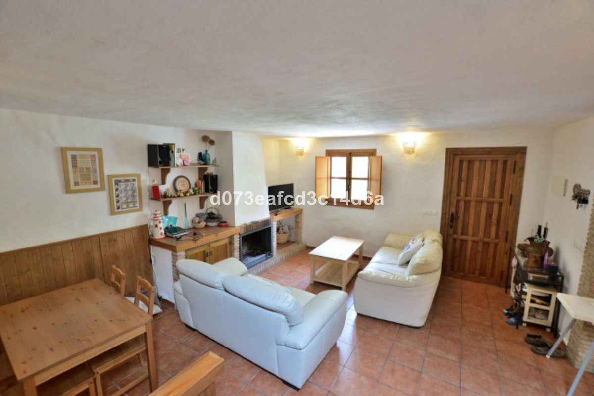 Property main view 80