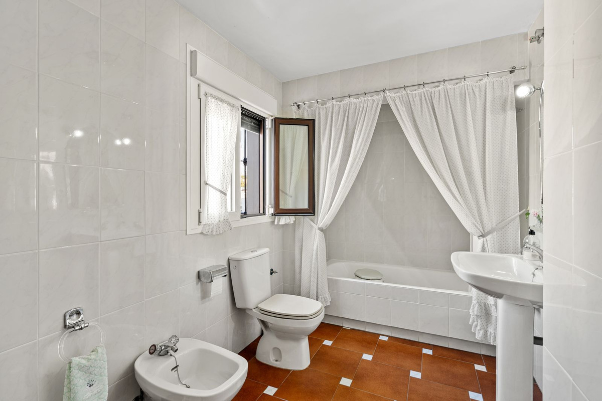 Huis te koop in Arroyo de la Miel | 5 slaapkamers H5253181