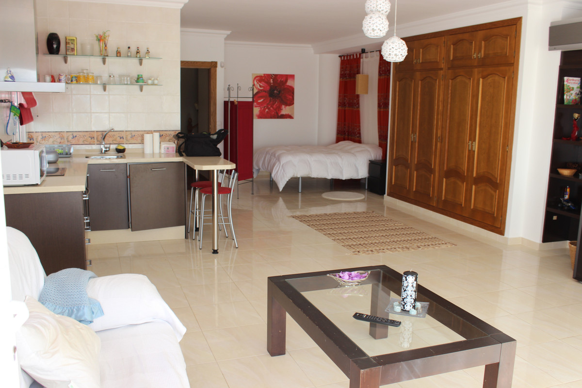 Vrijstaande Villa te koop in Artola | 7 slaapkamers H3989923