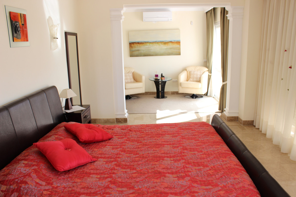 Vrijstaande Villa te koop in Artola | 7 slaapkamers H3989923