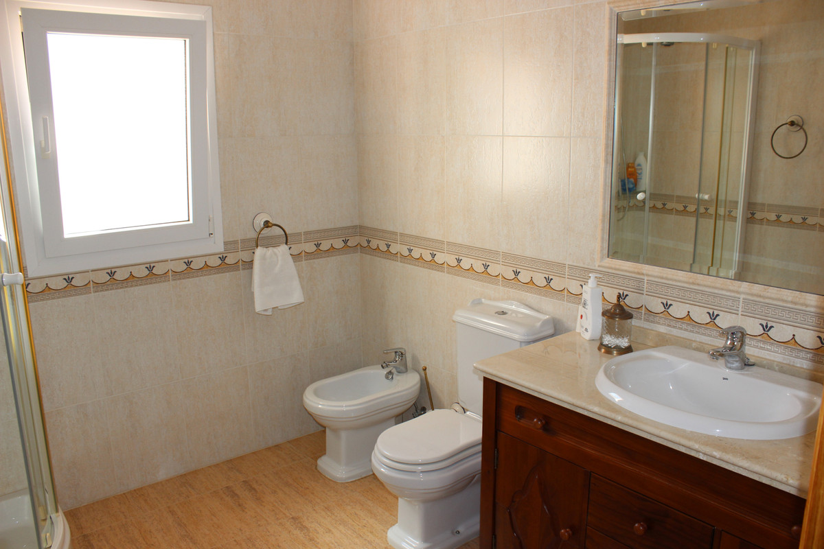 Vrijstaande Villa te koop in Artola | 7 slaapkamers H3989923