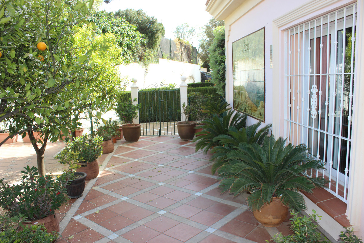 Vrijstaande Villa te koop in Artola | 7 slaapkamers H3989923