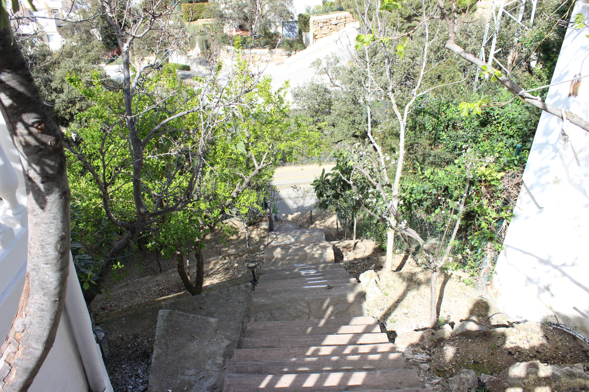 Vrijstaande Villa te koop in Artola | 7 slaapkamers H3989923