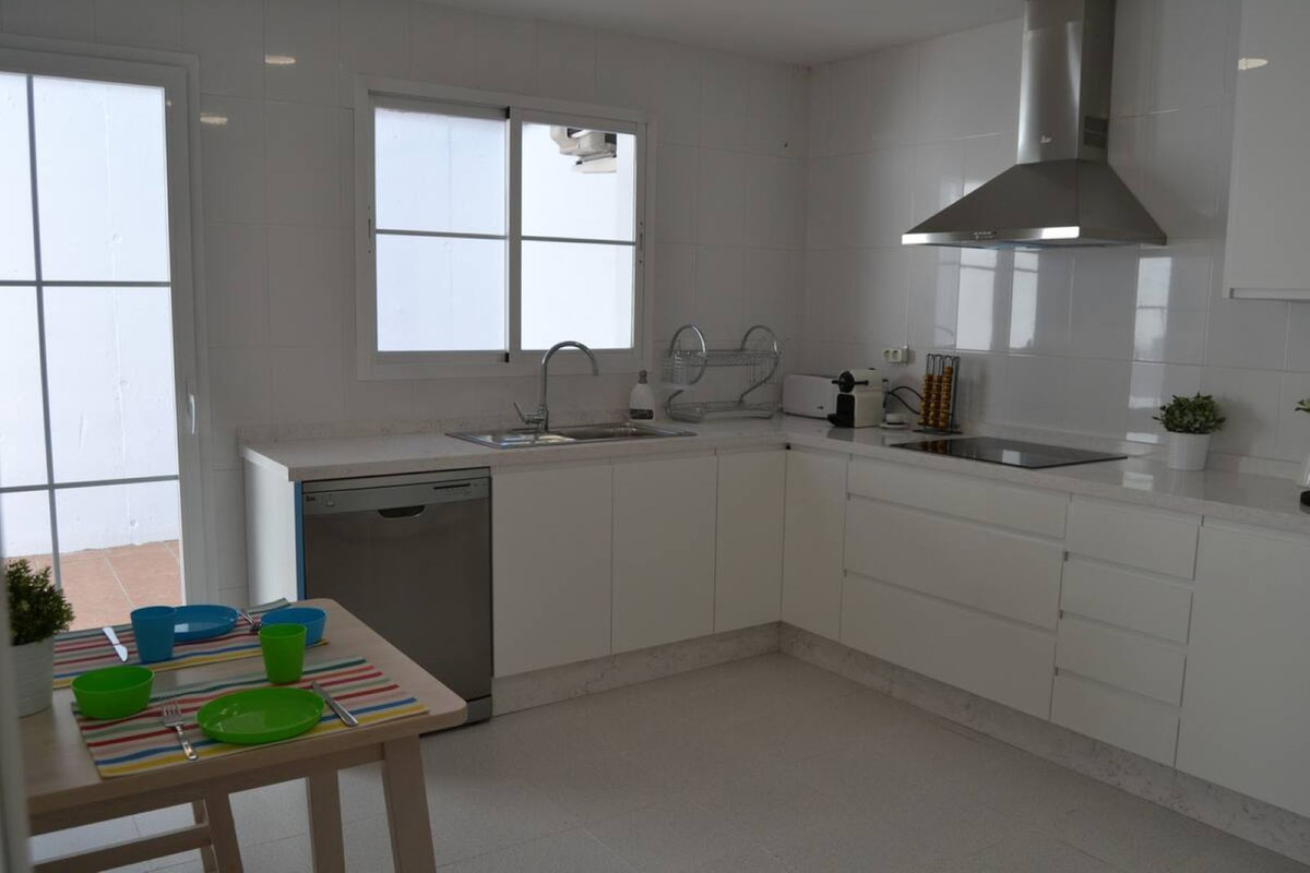 Huis te koop in Artola | 5 slaapkamers H4981372