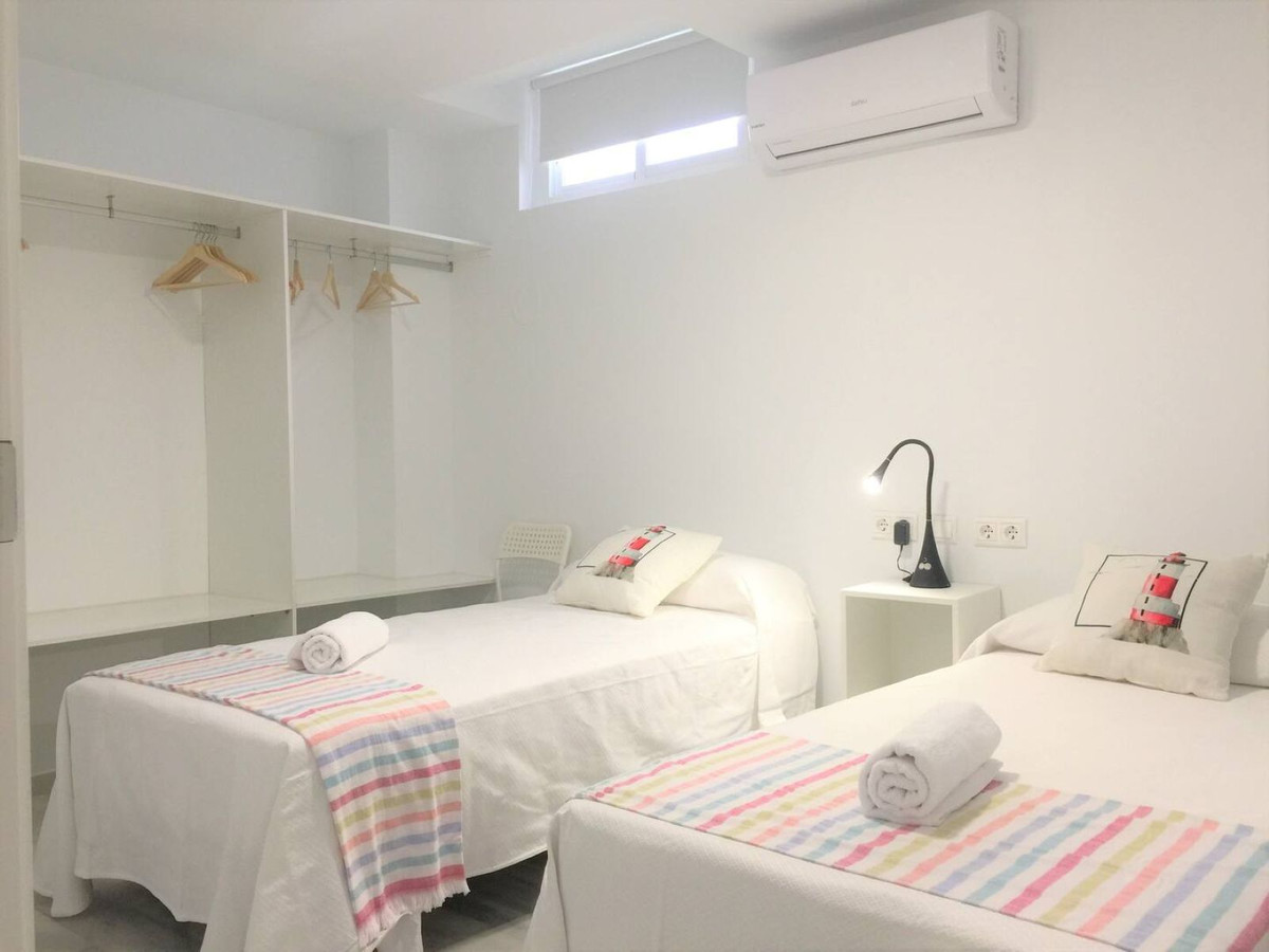 Huis te koop in Artola | 7 slaapkamers H4981390