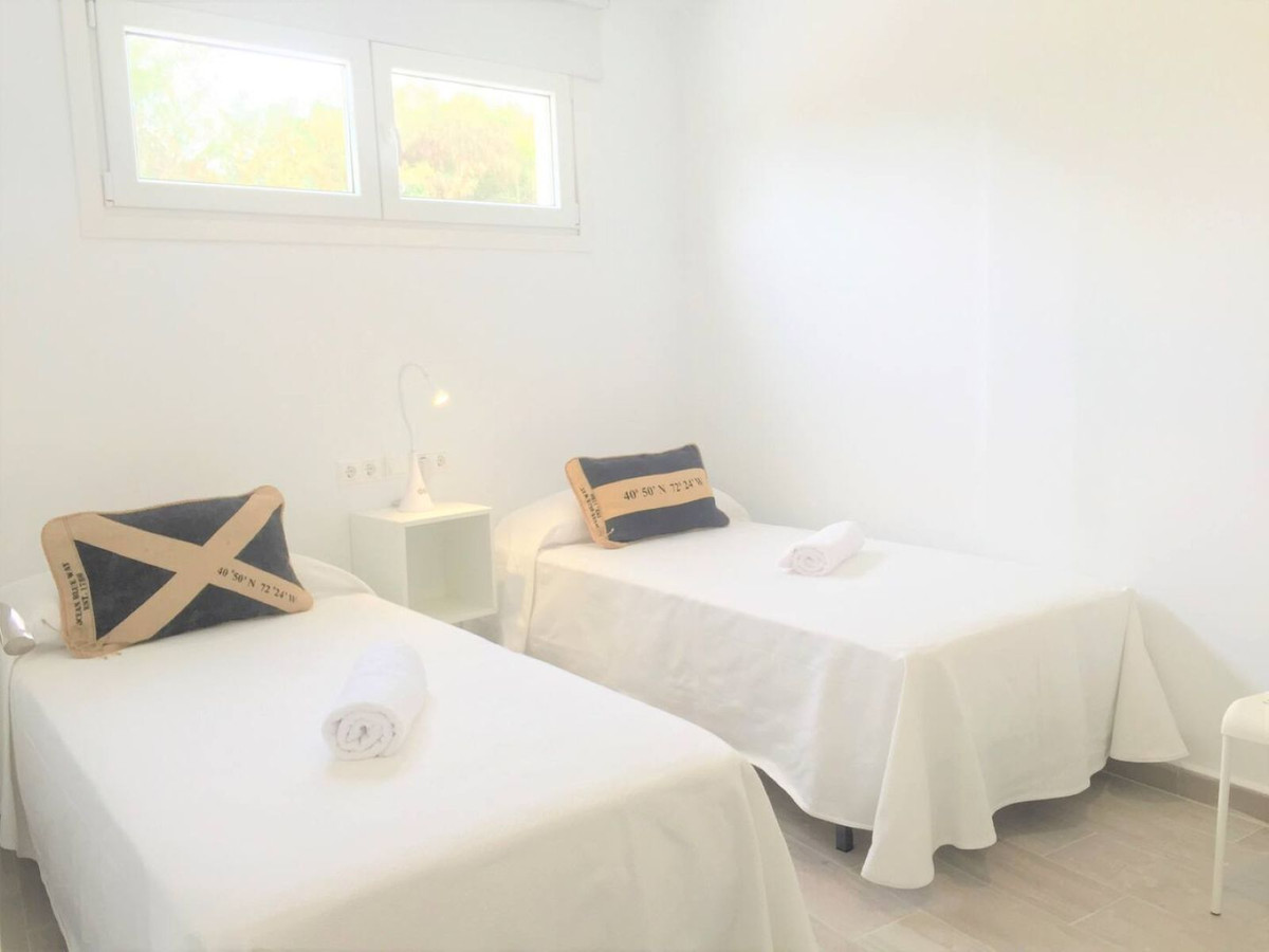 Huis te koop in Artola | 7 slaapkamers H4981390