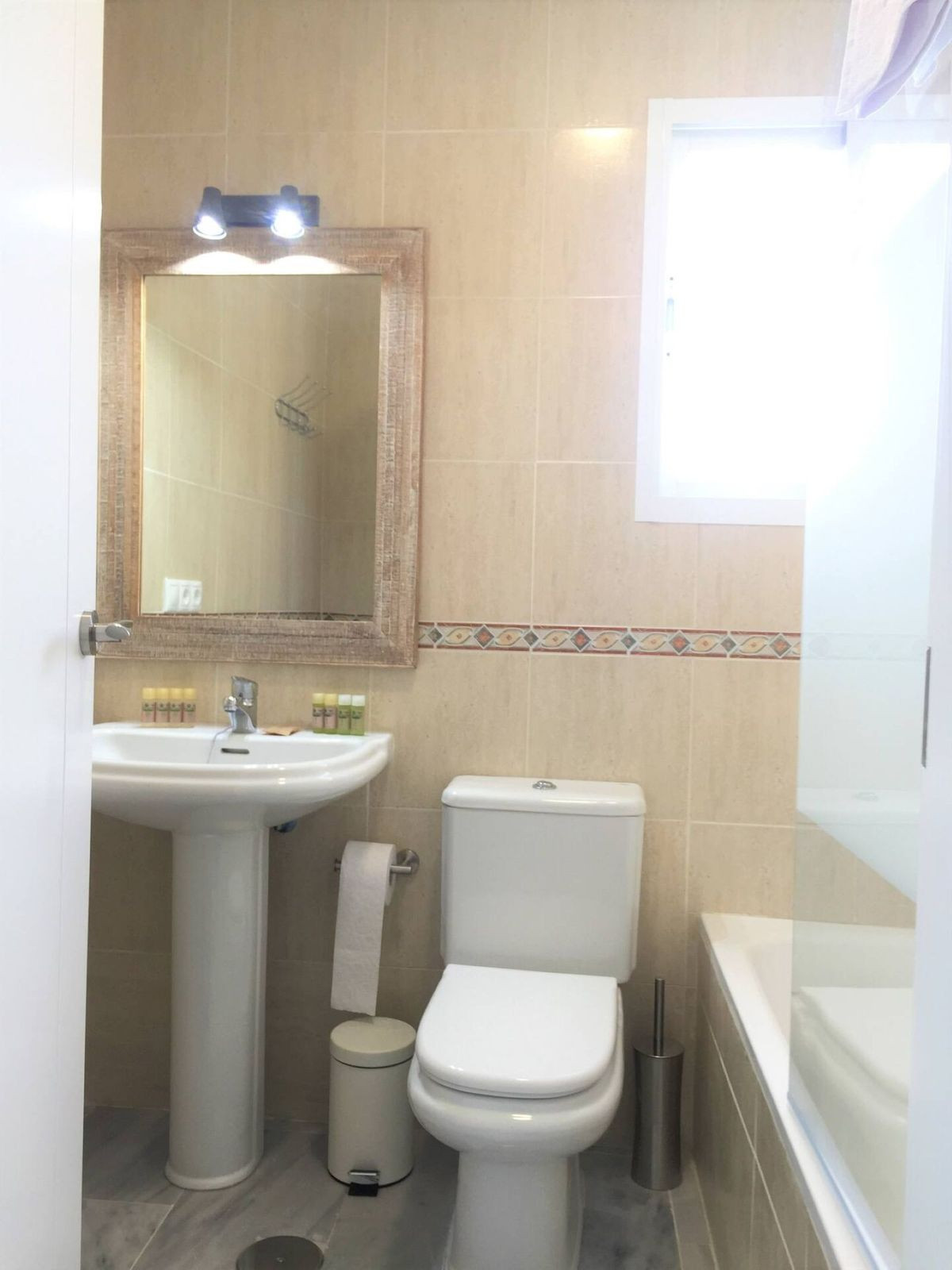 Huis te koop in Artola | 7 slaapkamers H4981390