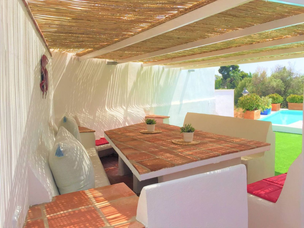 Huis te koop in Artola | 7 slaapkamers H4981390
