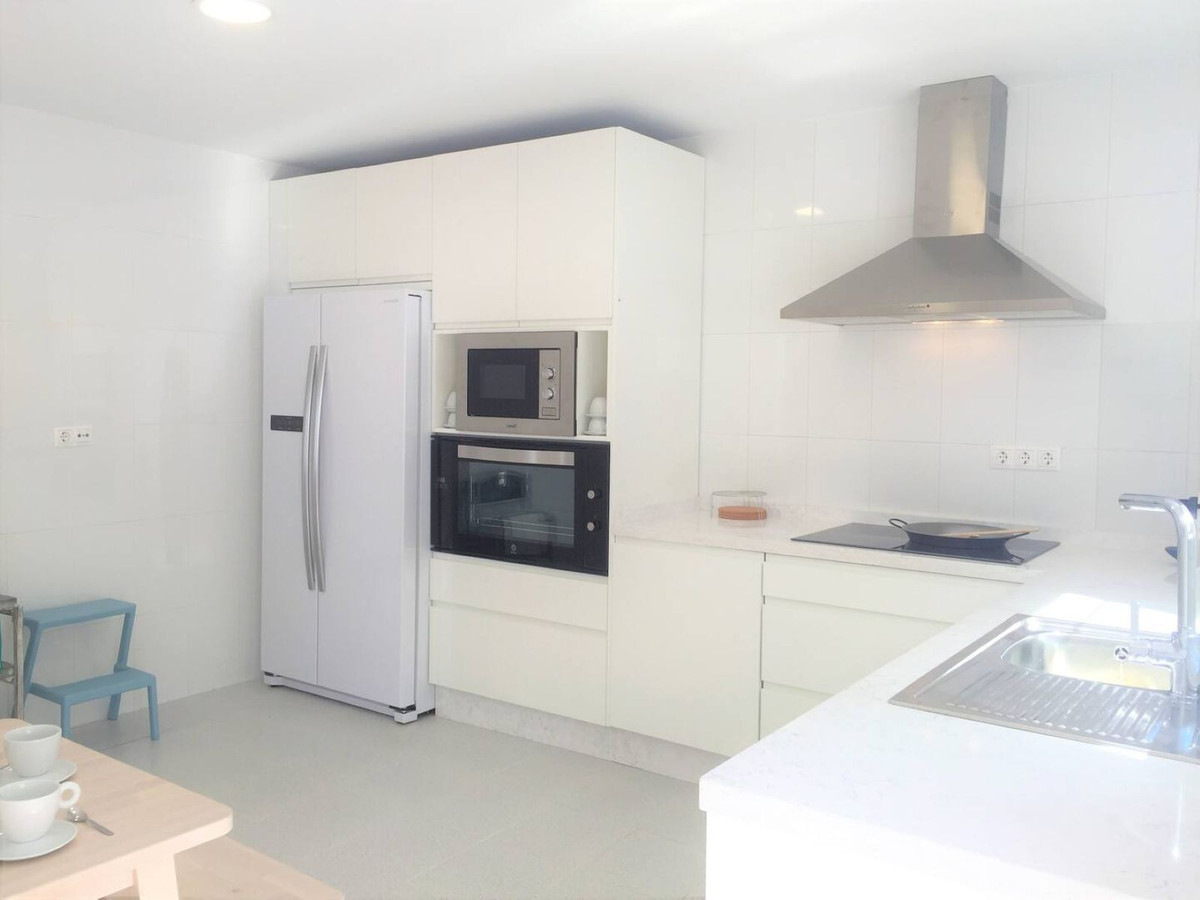 Huis te koop in Artola | 7 slaapkamers H4981390