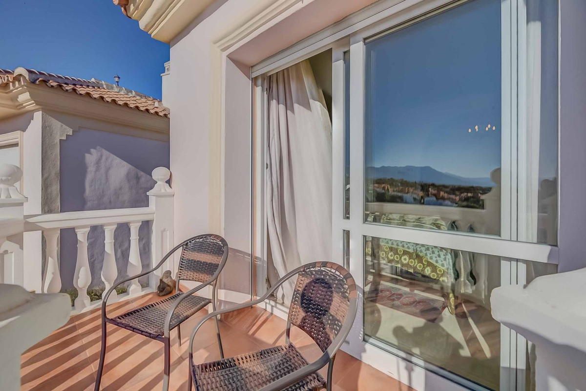 Townhouse te koop in Artola | 3 slaapkamers H5021383