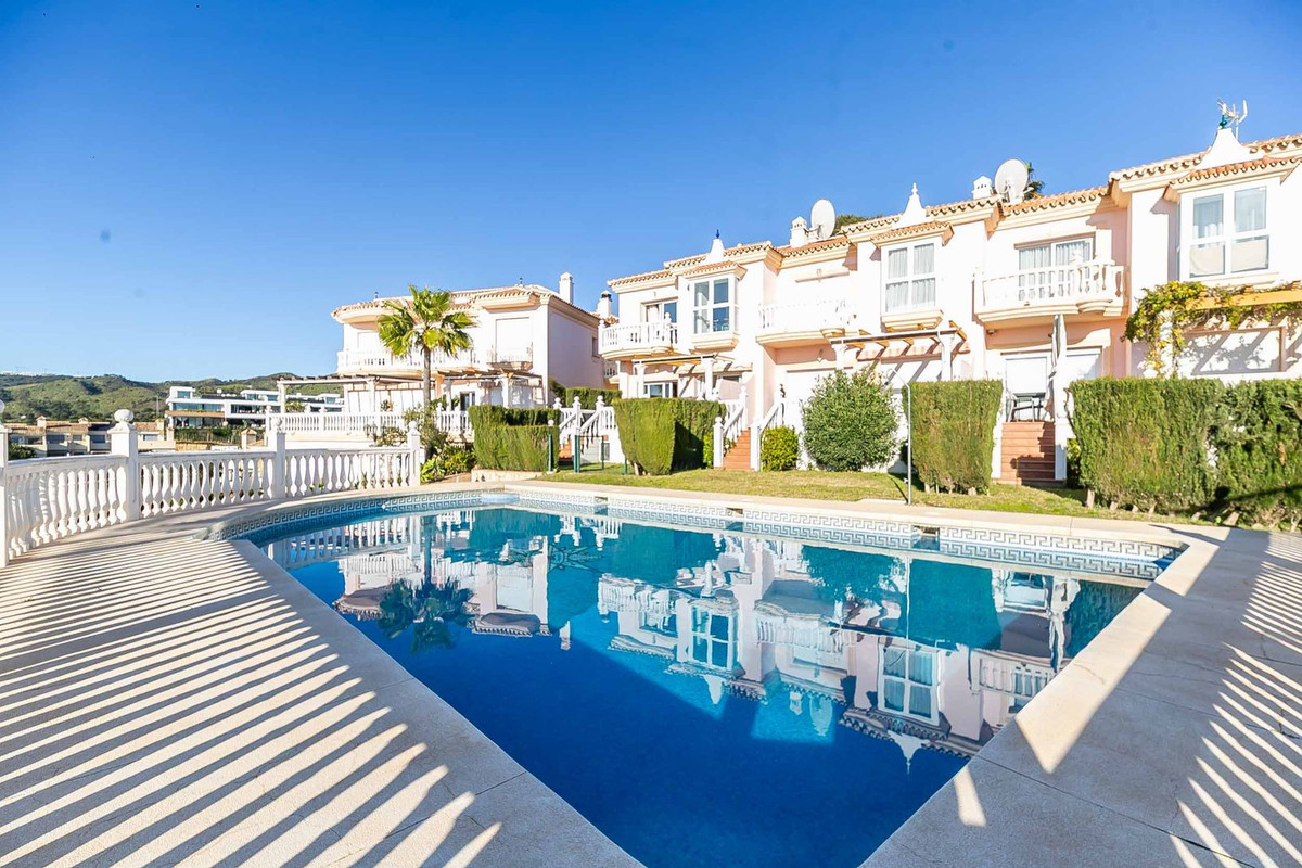 Townhouse te koop in Artola | 3 slaapkamers H5021383