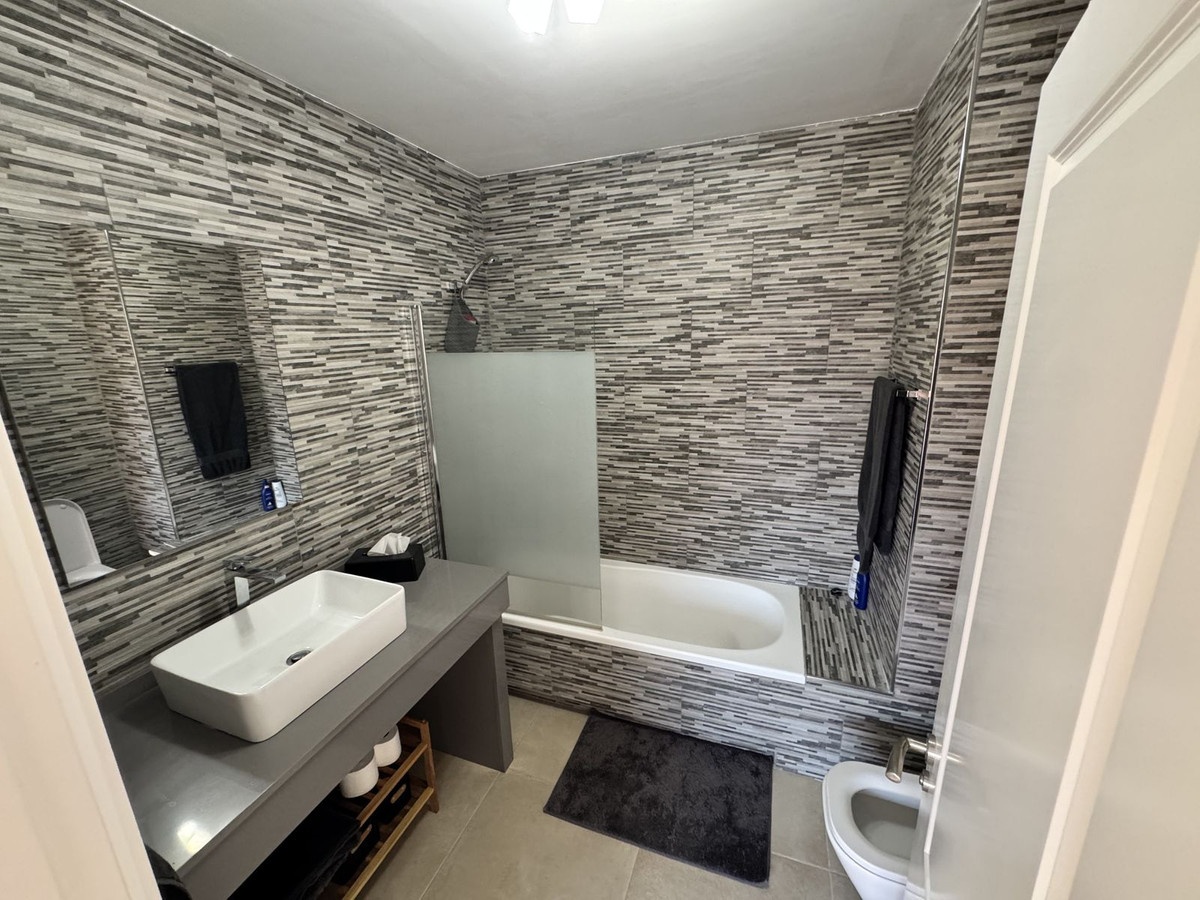 Huis te koop in Artola | 5 slaapkamers H5072410