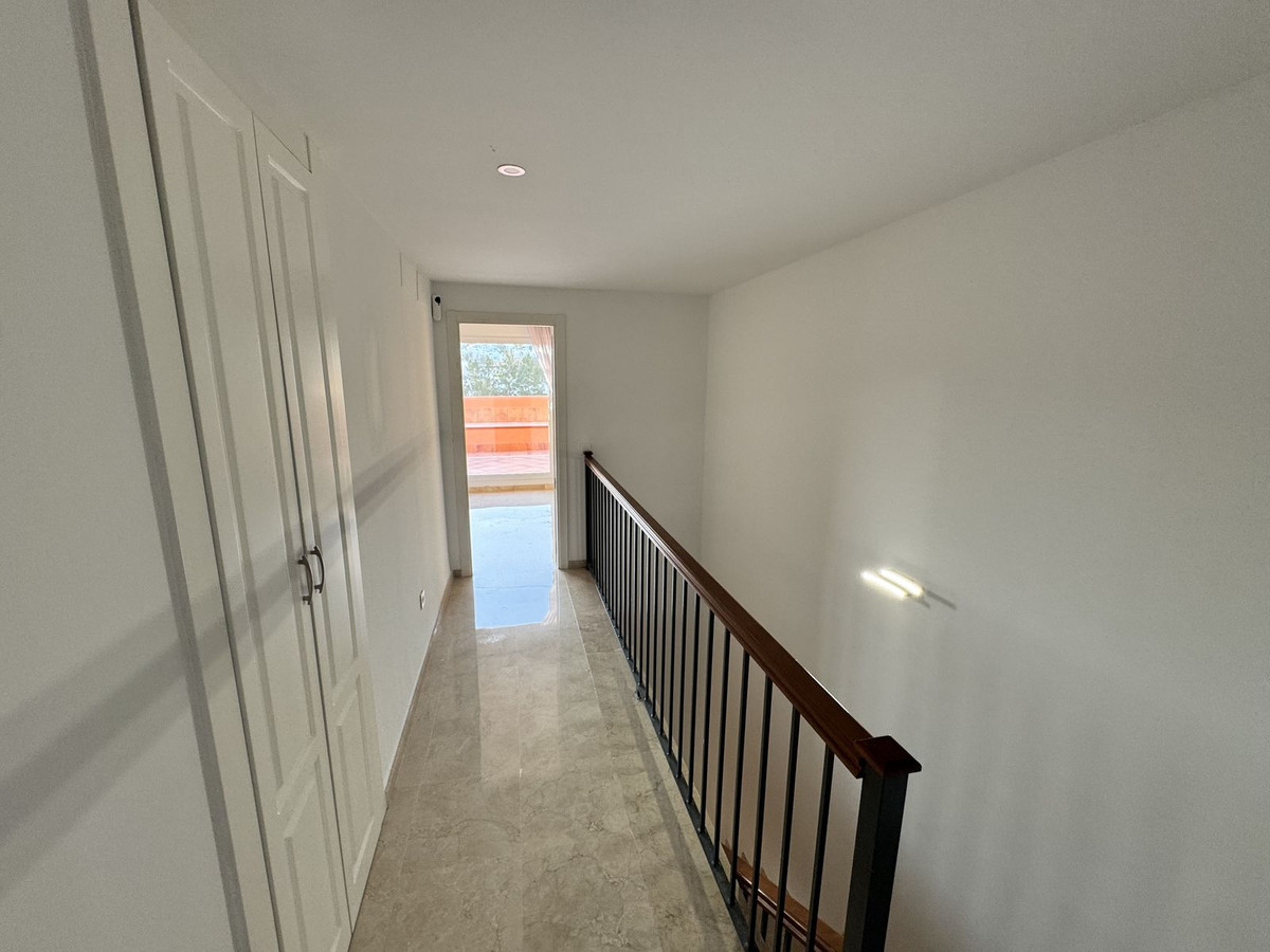 Huis te koop in Artola | 5 slaapkamers H5072410