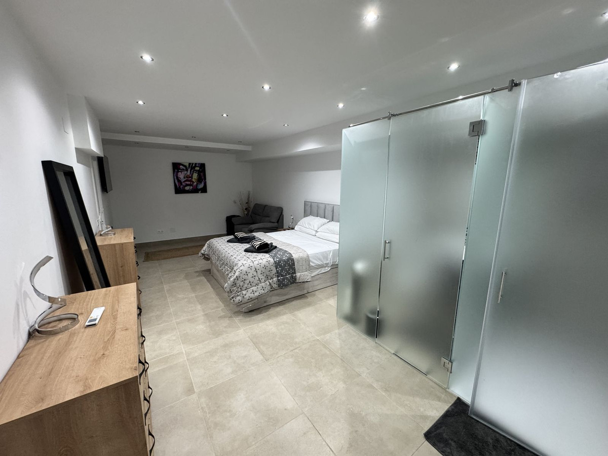 Huis te koop in Artola | 5 slaapkamers H5072410