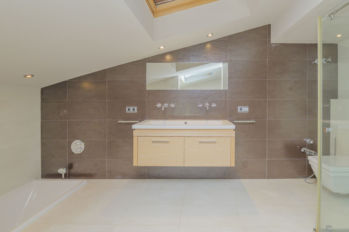 Semi-Detached House for sale in Artola | 4 bedrooms H5111371