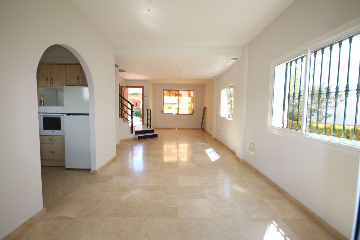 Huis te koop in Artola | 3 slaapkamers H5148232