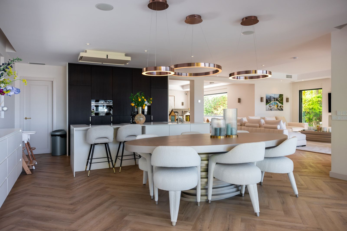 Vrijstaande Villa te koop in Artola | 6 slaapkamers H5199706