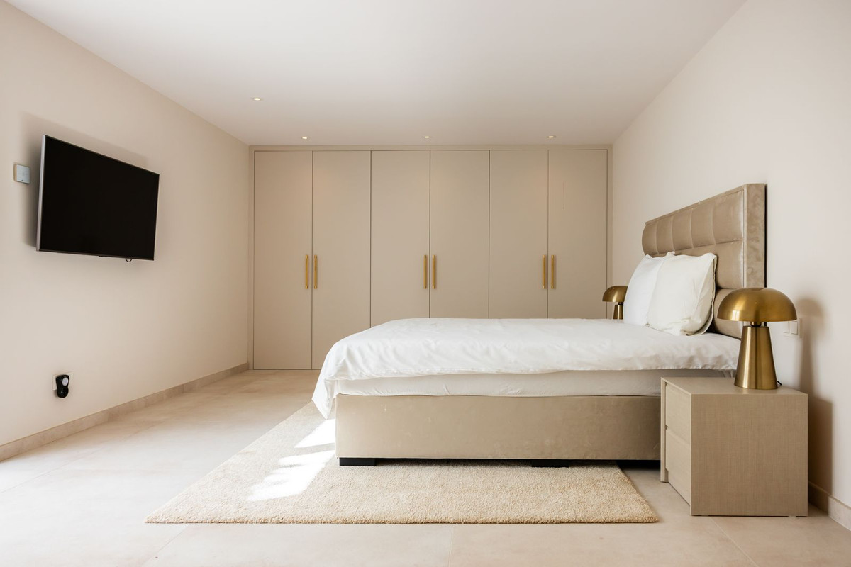 Vrijstaande Villa te koop in Artola | 6 slaapkamers H5199706