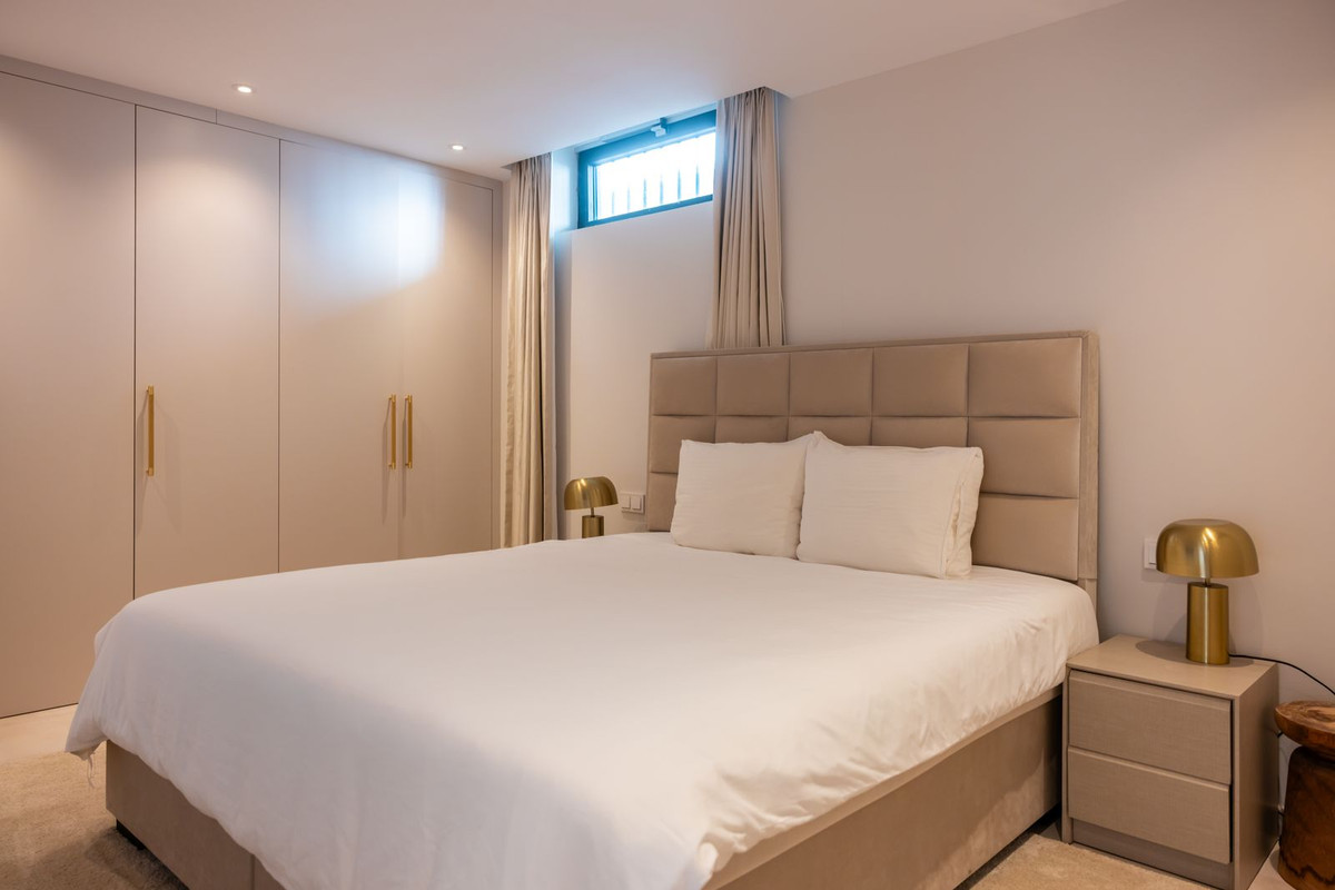 Vrijstaande Villa te koop in Artola | 6 slaapkamers H5199706