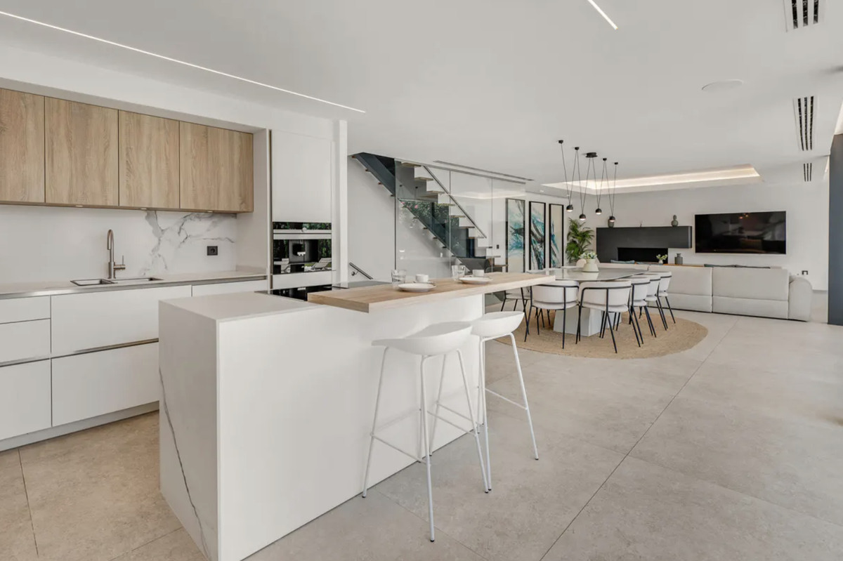 Vrijstaande Villa te koop in Artola | 4 slaapkamers H5251600