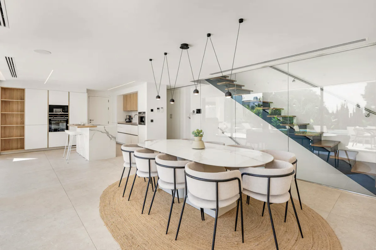 Vrijstaande Villa te koop in Artola | 4 slaapkamers H5251600