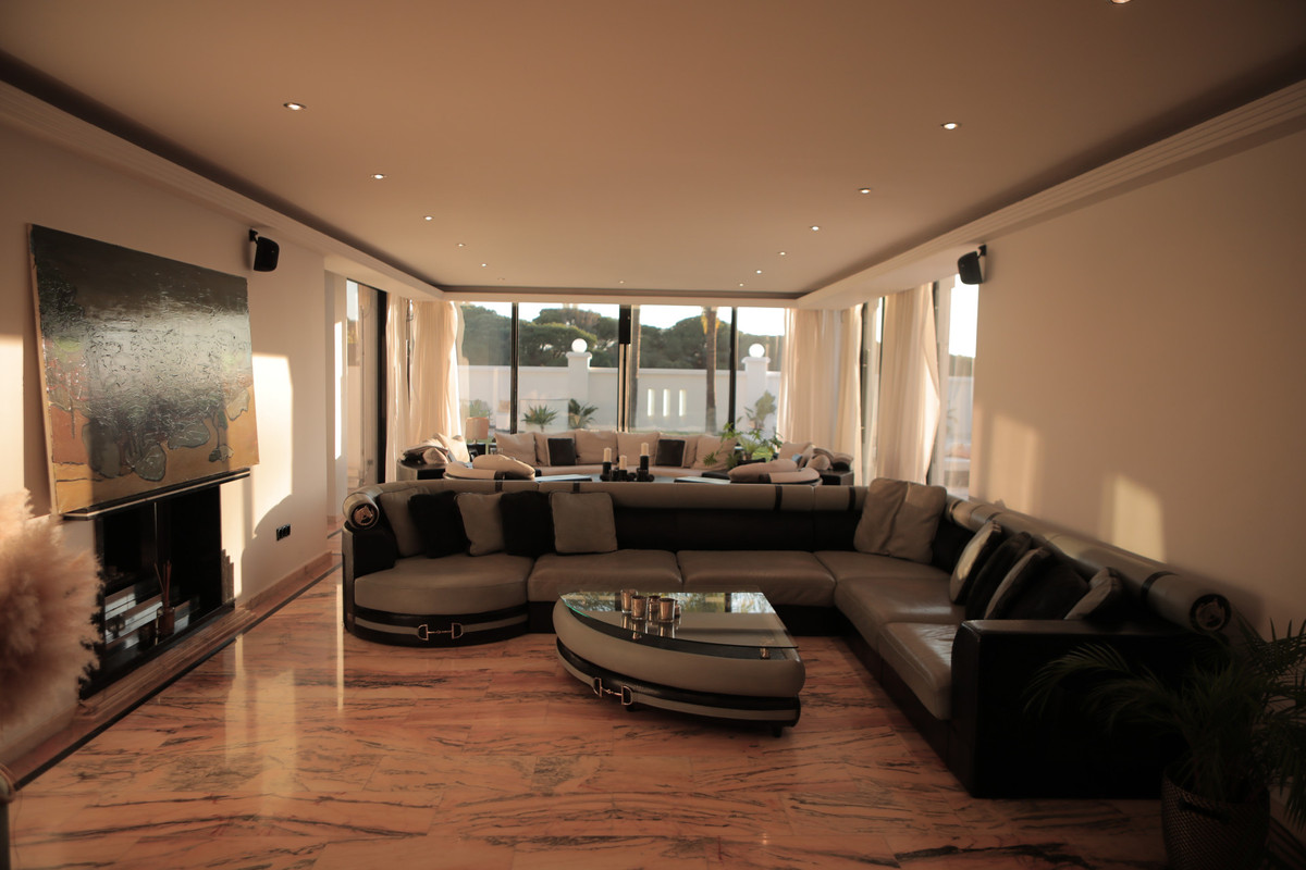 Vrijstaande Villa te koop in Artola | 8 slaapkamers H5259730