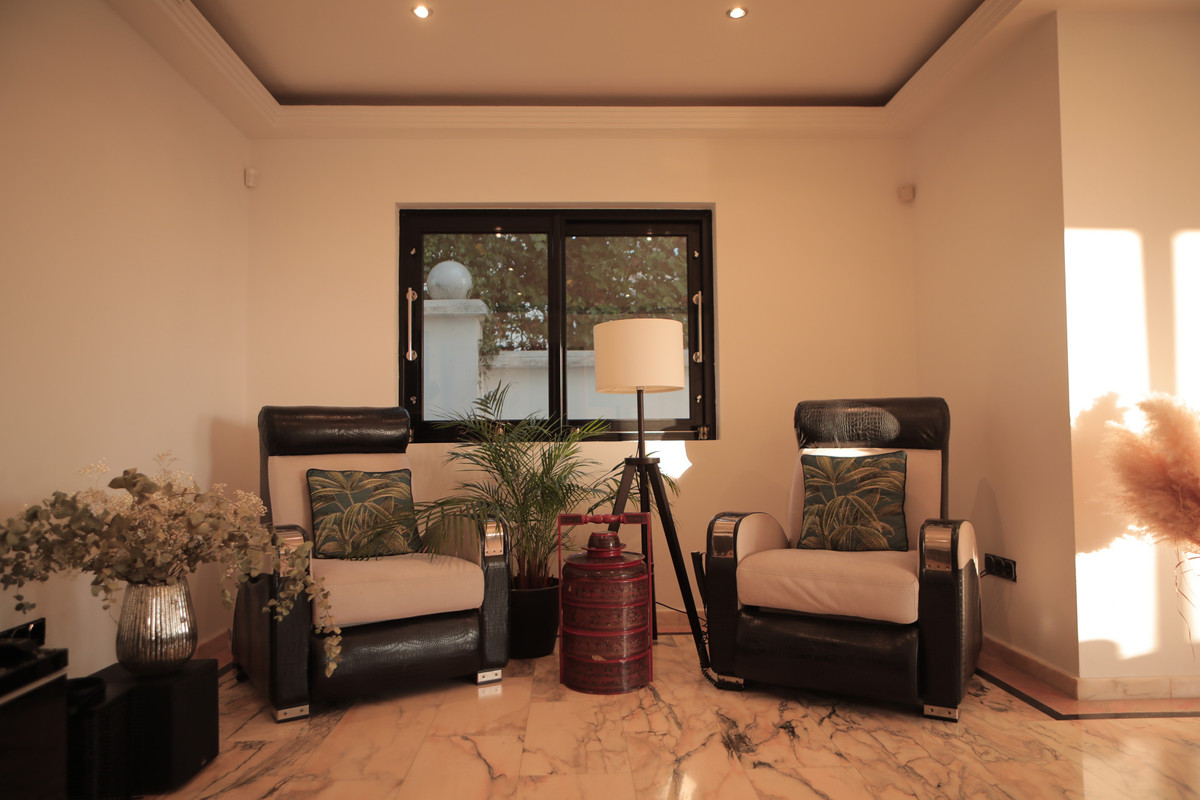 Vrijstaande Villa te koop in Artola | 8 slaapkamers H5259730