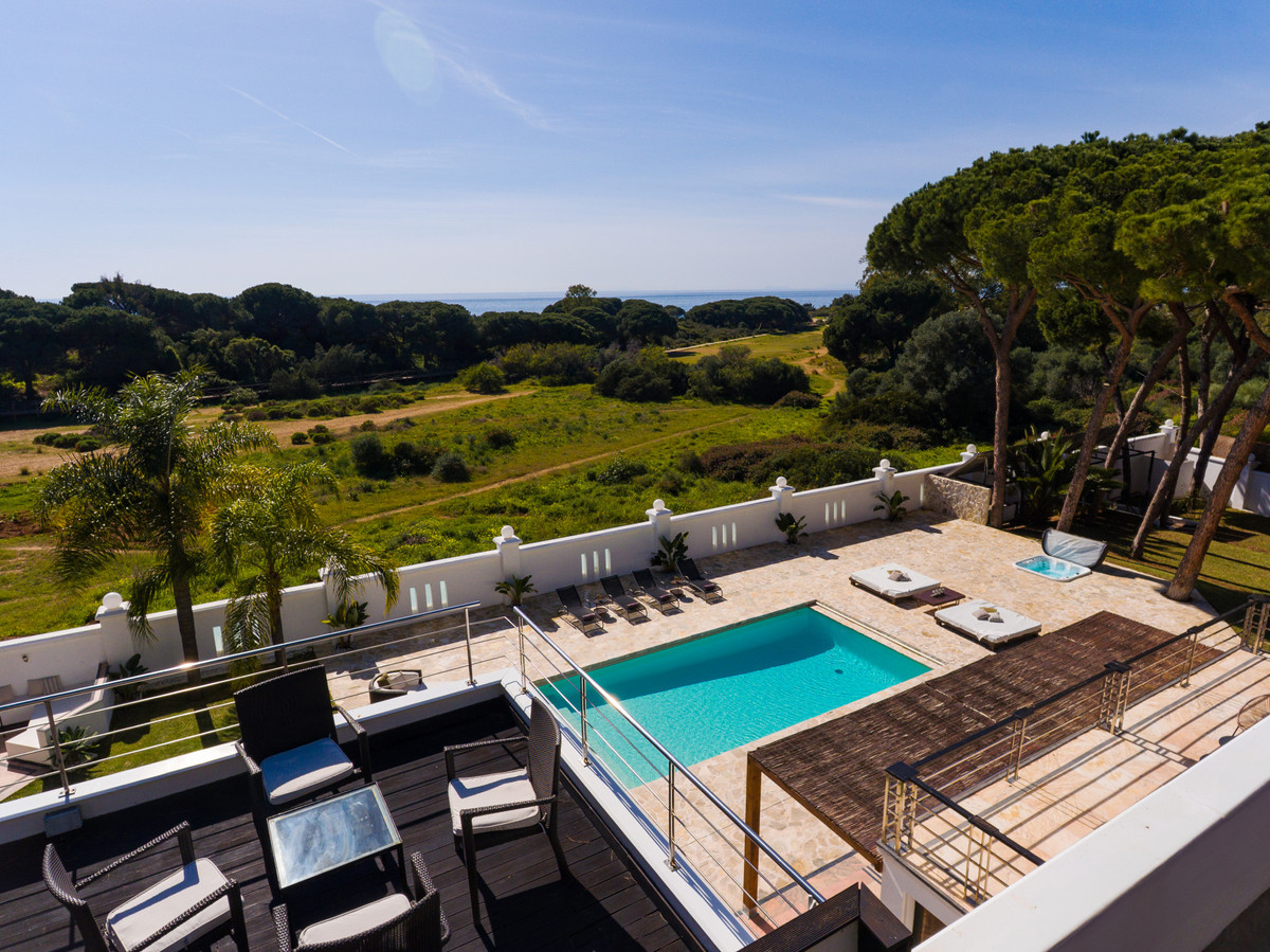 Vrijstaande Villa te koop in Artola | 8 slaapkamers H5259730