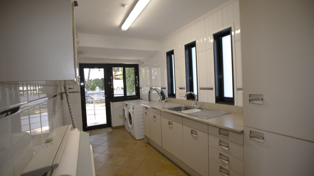 Vrijstaande Villa te koop in Artola | 8 slaapkamers H5259730