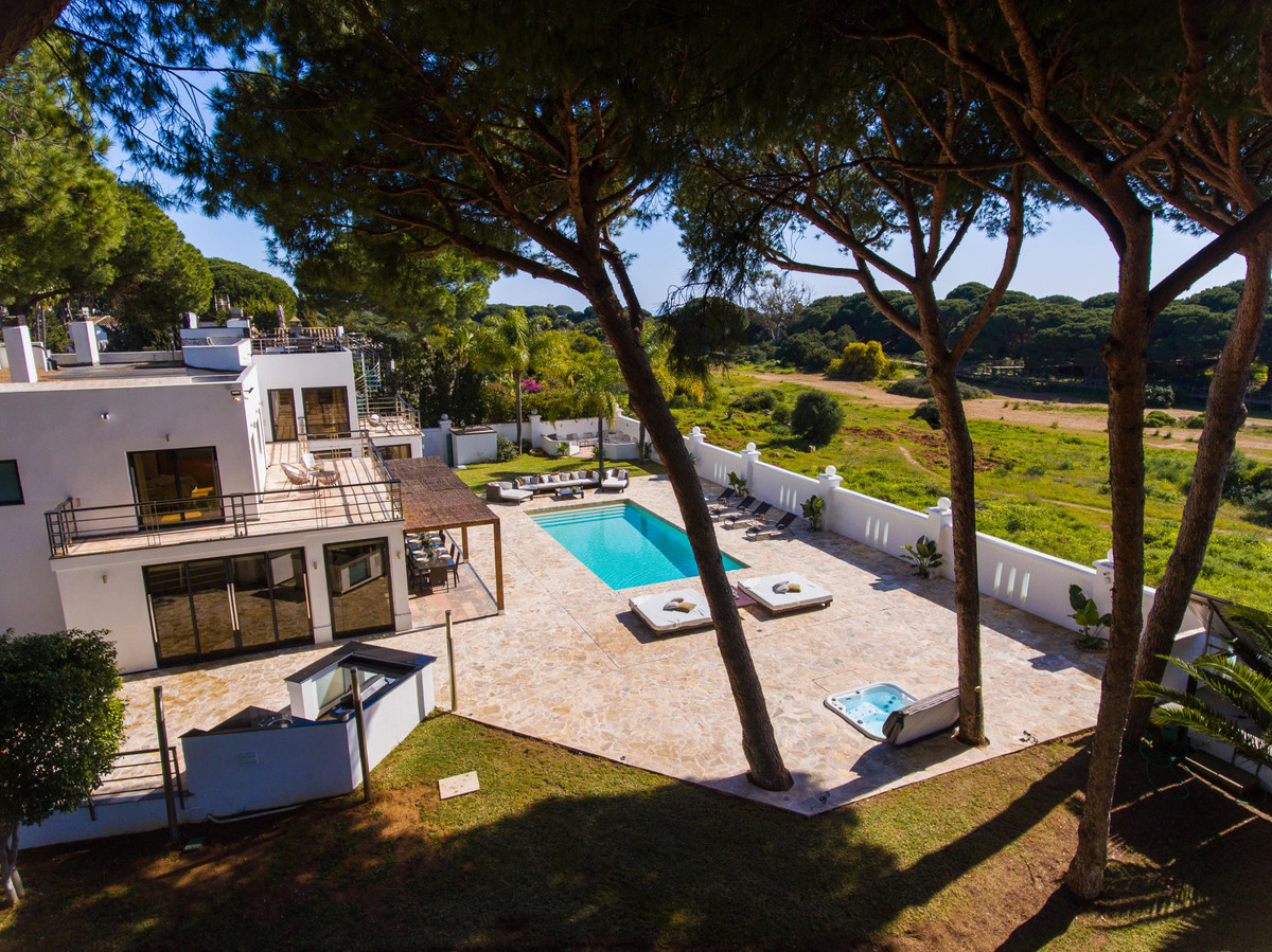 Vrijstaande Villa te koop in Artola | 8 slaapkamers H5259730