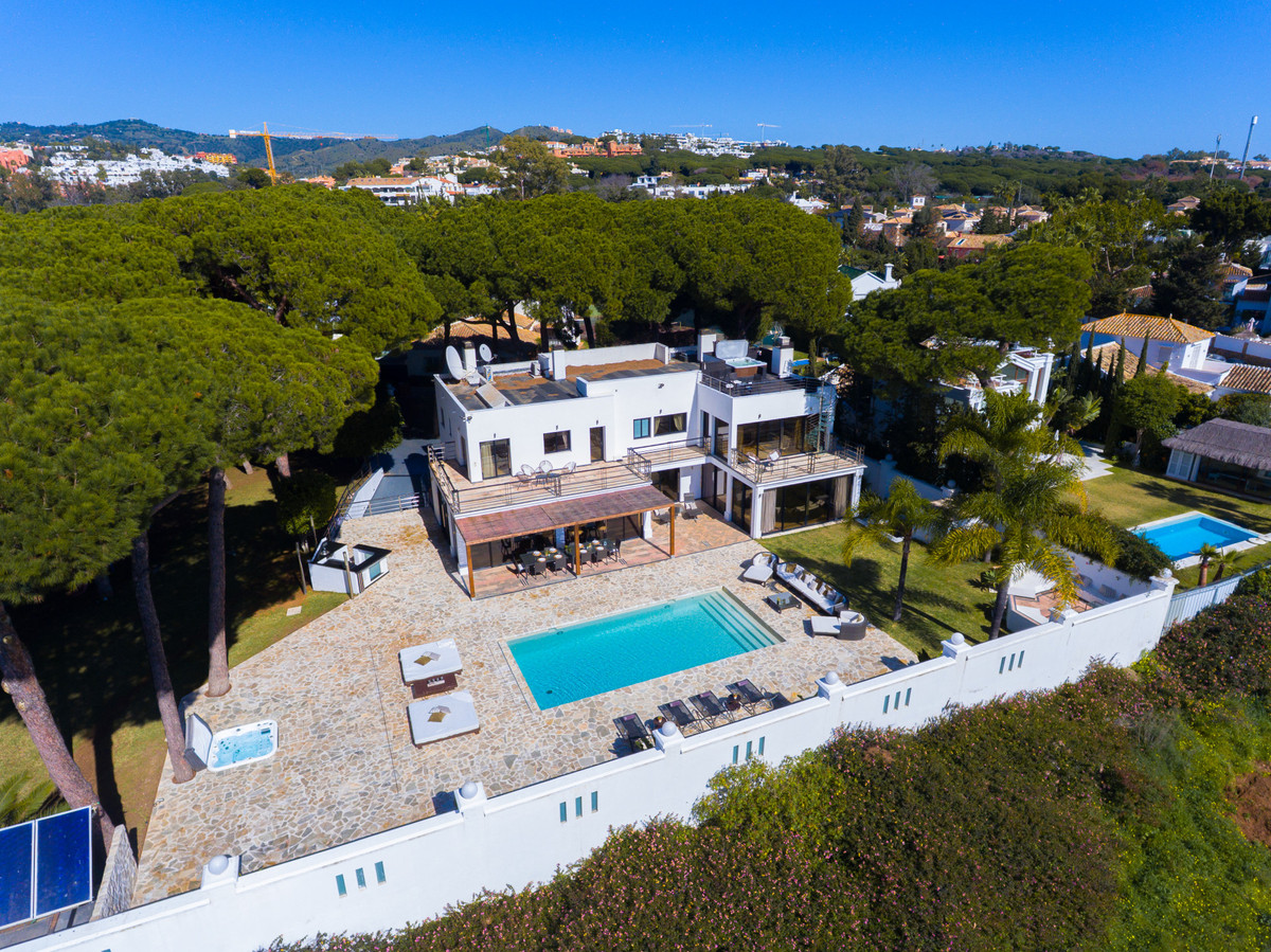 Vrijstaande Villa te koop in Artola | 8 slaapkamers H5259730