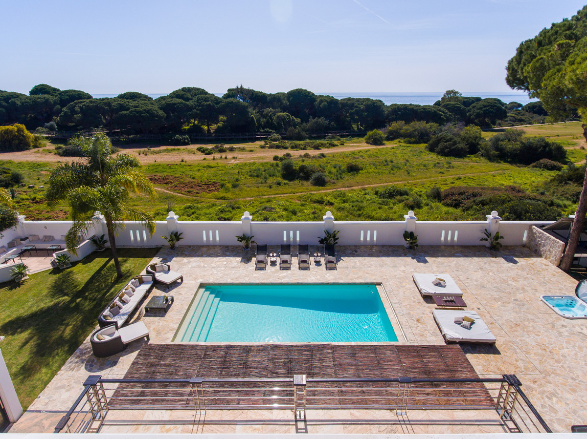 Vrijstaande Villa te koop in Artola | 8 slaapkamers H5259730