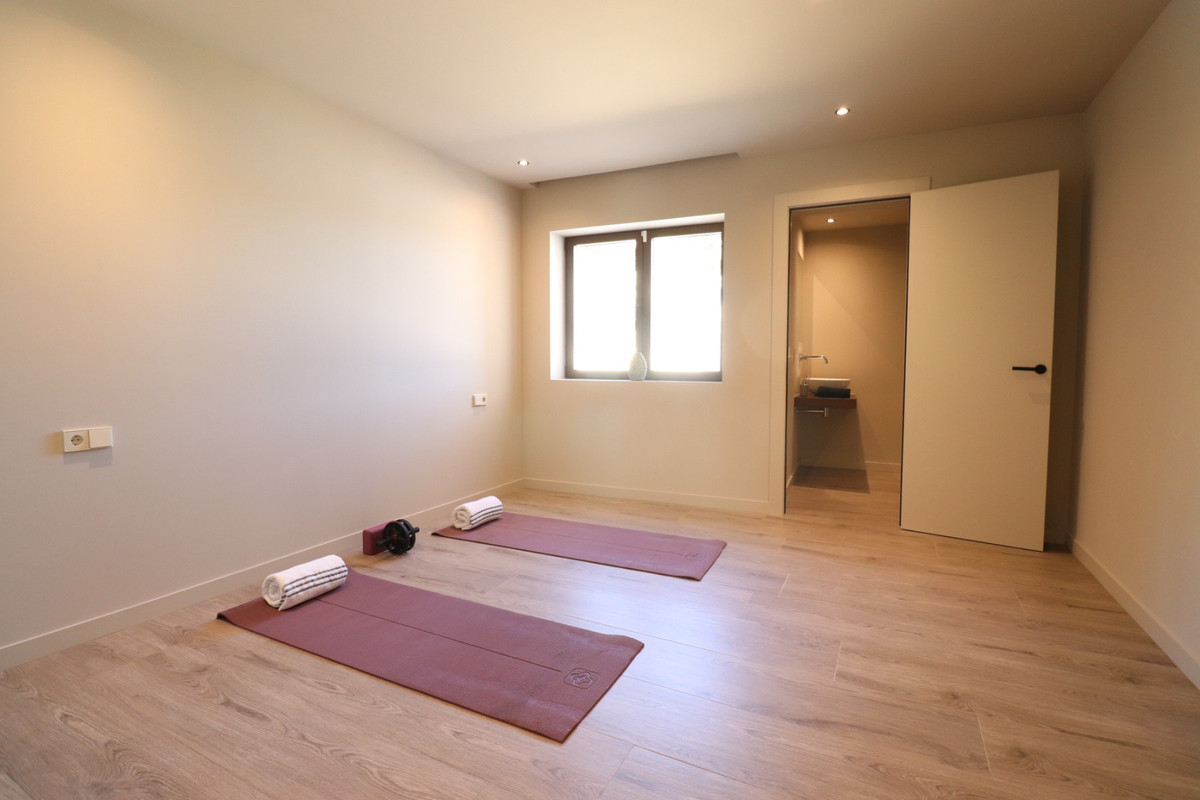 Vrijstaande Villa te koop in Aspe | 5 slaapkamers H4670110