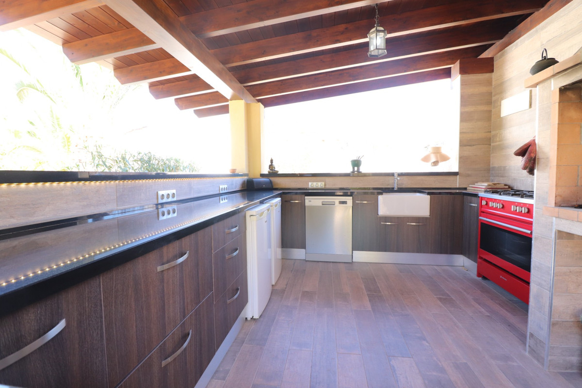 Vrijstaande Villa te koop in Aspe | 5 slaapkamers H4670110