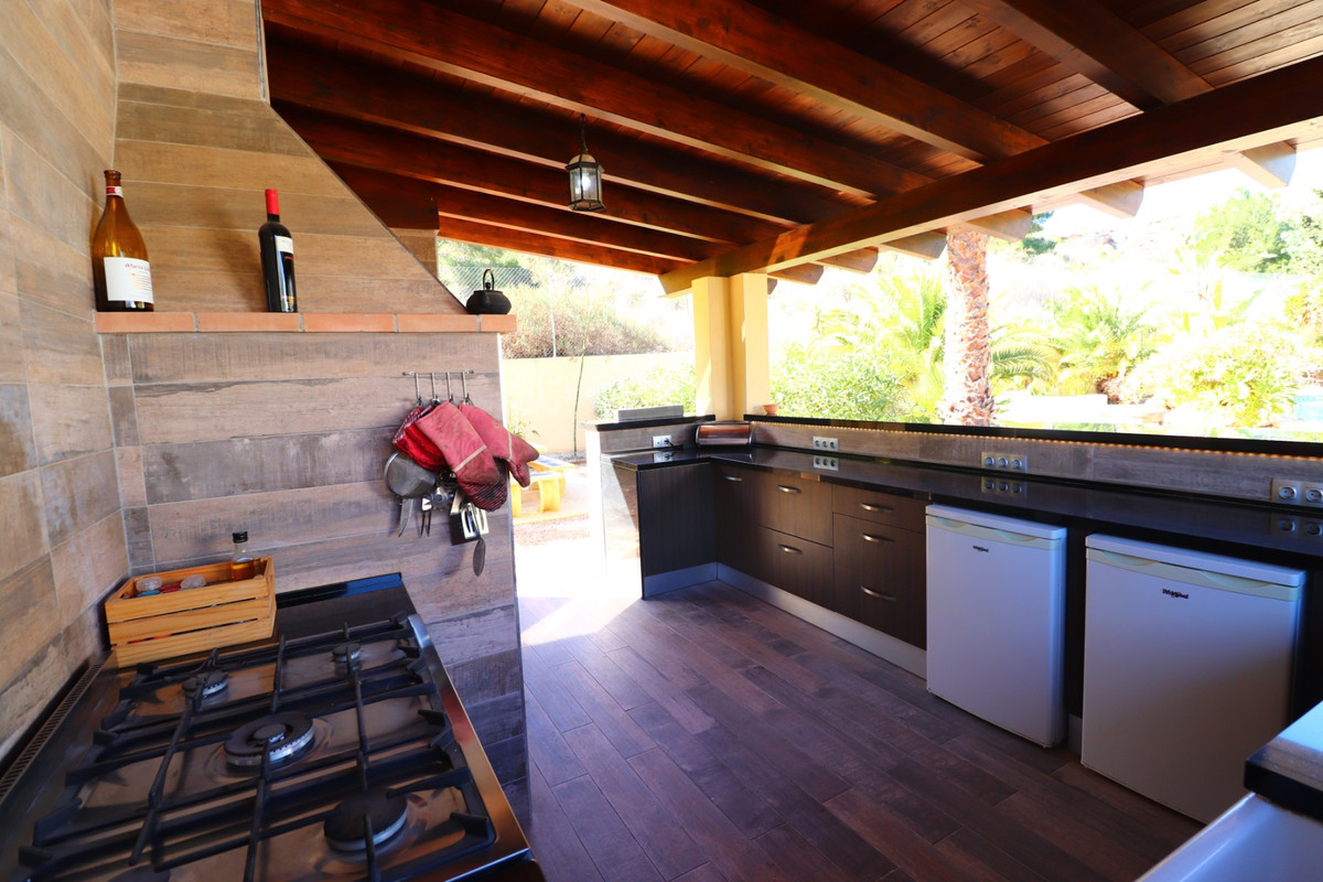 Vrijstaande Villa te koop in Aspe | 5 slaapkamers H4670110